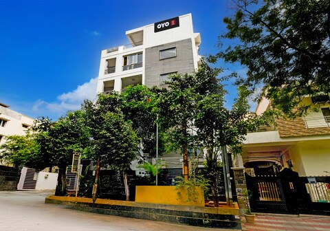 Super Hotel O SEVEN HILLS GUEST HOUSES