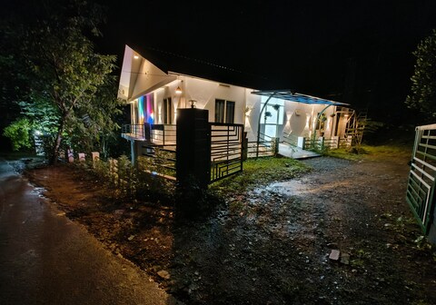 HILL BREEZE HOMESTAY