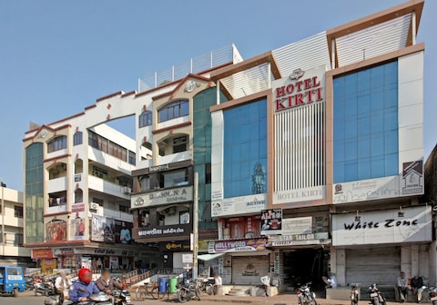 Hotel Kirti