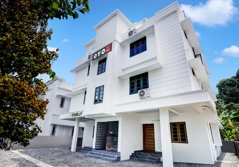 Hotel O EVA RESIDENCY