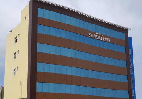 HOTEL SRI VALLI PARK