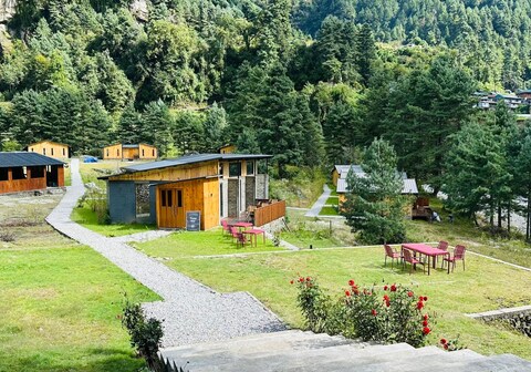 The Himalayan Phakding