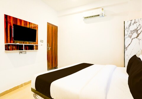 Hotel O Aditya Residency