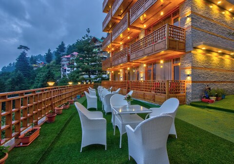 The Holiday Villa Resorts & Spa ( A Centrally Heated & Air cooled )