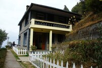 Rhododendron Dell Exoctic Resort, Darjeeling Rhododendron Dell Exoctic Resort, Darjeeling