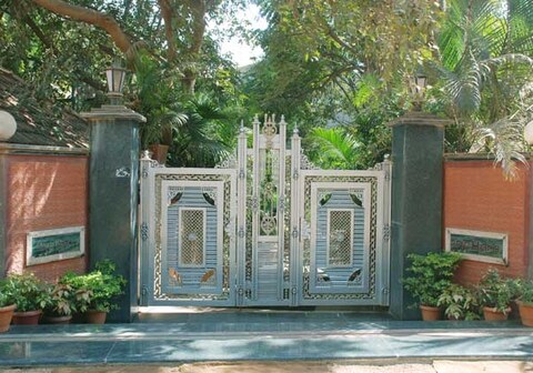 INCHARA FAMILY GARDEN RESTAURANT