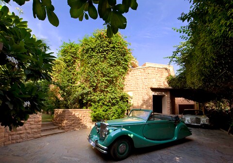 Otara (Luxury Home Stay)