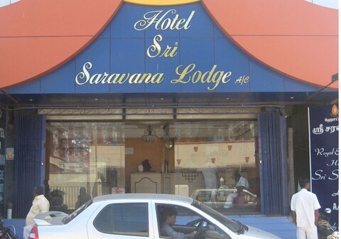 Sri Saravana Hotel
