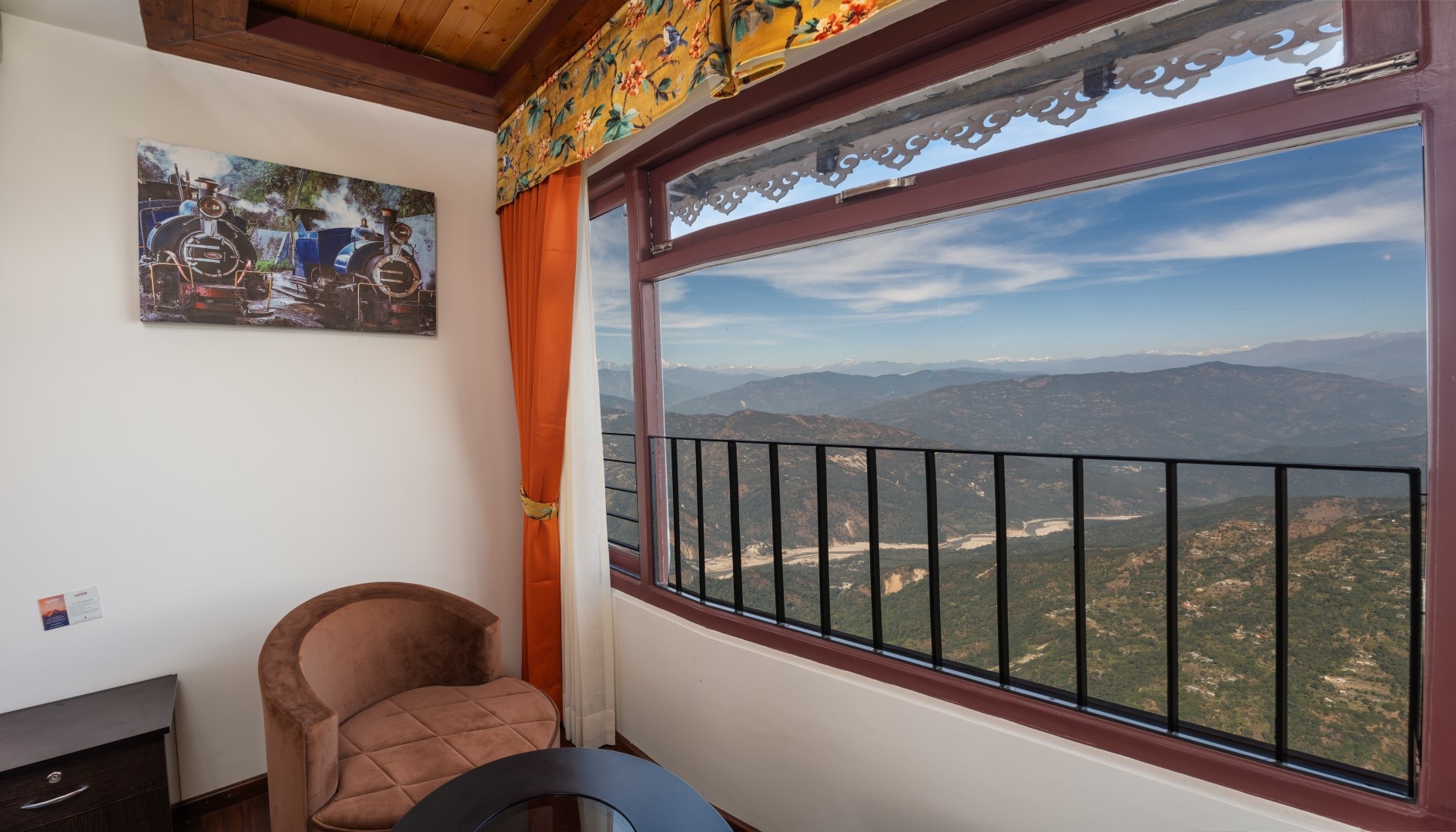 Summit Sherpa Mountain Hotel & Spa - Tap to explore photos