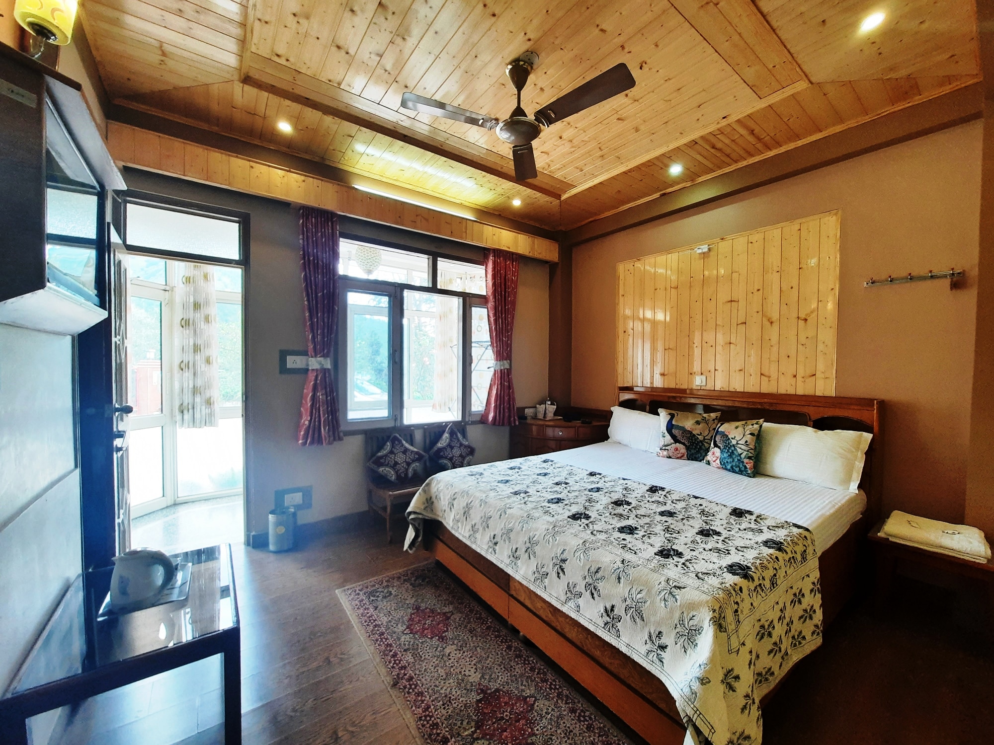 Sunrise Villa | Valley-view Rooms - Tap to explore photos