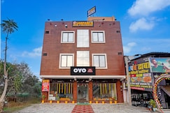 HOTEL O SARPANCH & RESTAURANT, Biswan