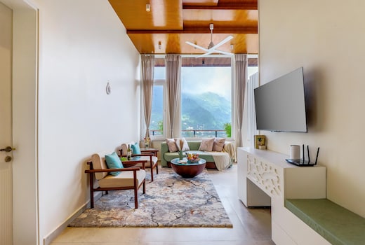 Stunning 5 BHK Villa Snuggled by Nature with Lake View