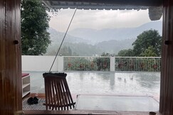 KAAShi   Banaras, Bhimtal