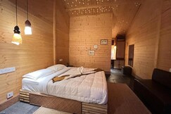 Goldelux | Rooms with Wi-Fi, Mirik