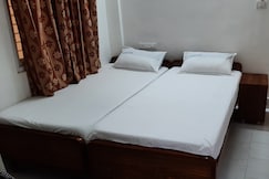 Hotel Sai Guest House, Puttaparthi