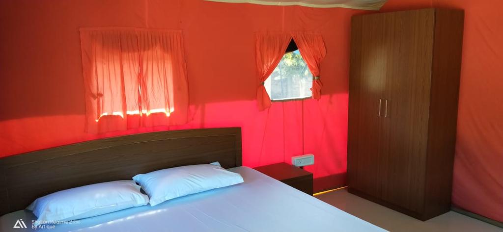 Bonraja Motel Homestay - Tap to explore photos