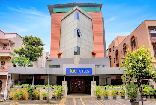 FabHotel Ratna Regency