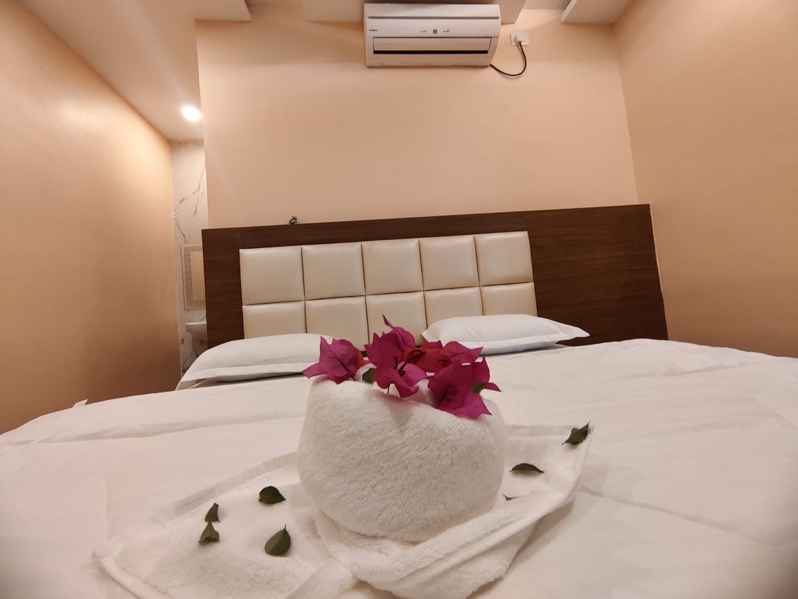 Hotel Hillton Heaven - Tap to explore photos