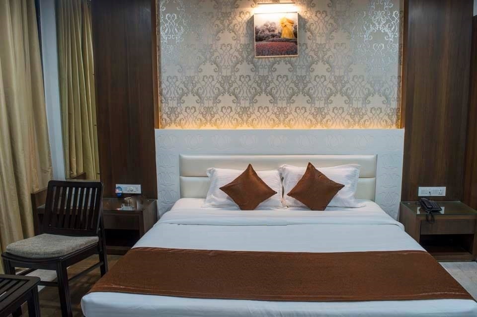 Hotel Tilak - Tap to explore photos