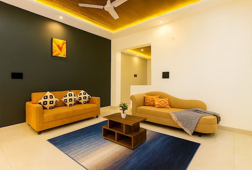 Home Escape Azure 3BHK Nr Apollo DB City
