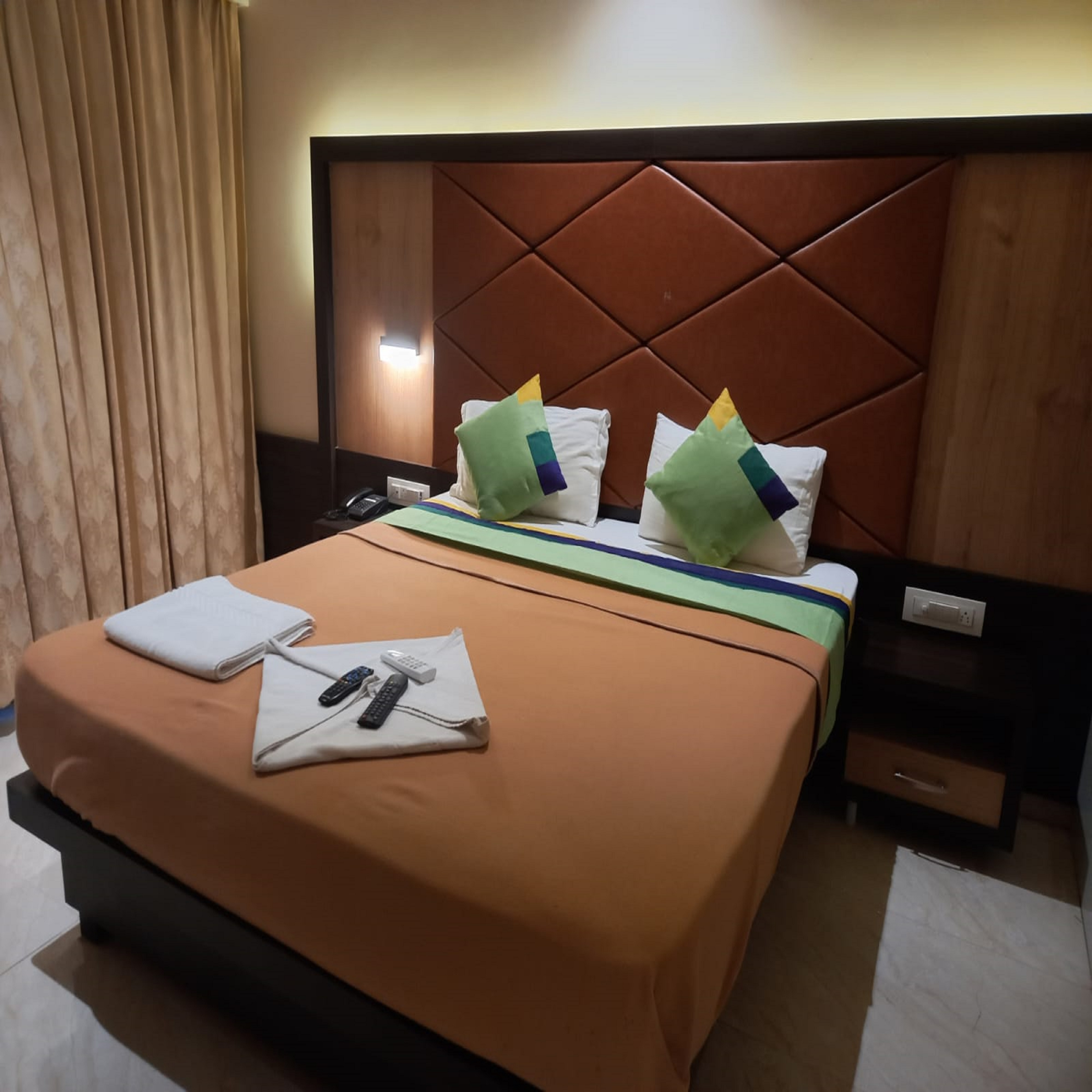 M B Residency Lodging and Boarding - Tap to explore photos
