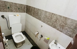 NON AC DOUBLE BED ROOM