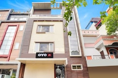 Super Hotel O Shri Vilas, Bhopal