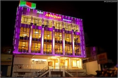 Hotel Abhijeet Executive, Solapur