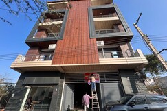 Hotel O Imperial Inn, Gurgaon