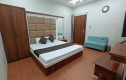 Delexue Room