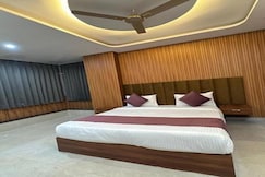 FabHotel Sky I, Gurgaon