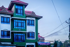 Hotel Golden View Srinagar, Srinagar