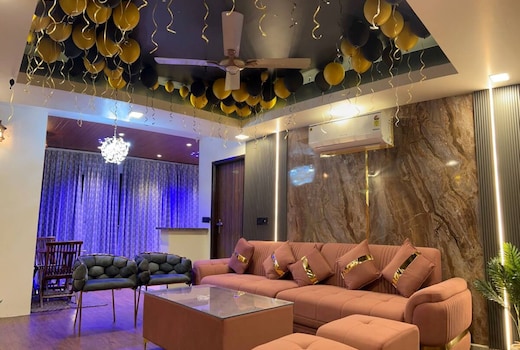 2Bhk Crystal Cove Penthouse