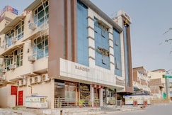 Hotel Singh Regency, Jhansi