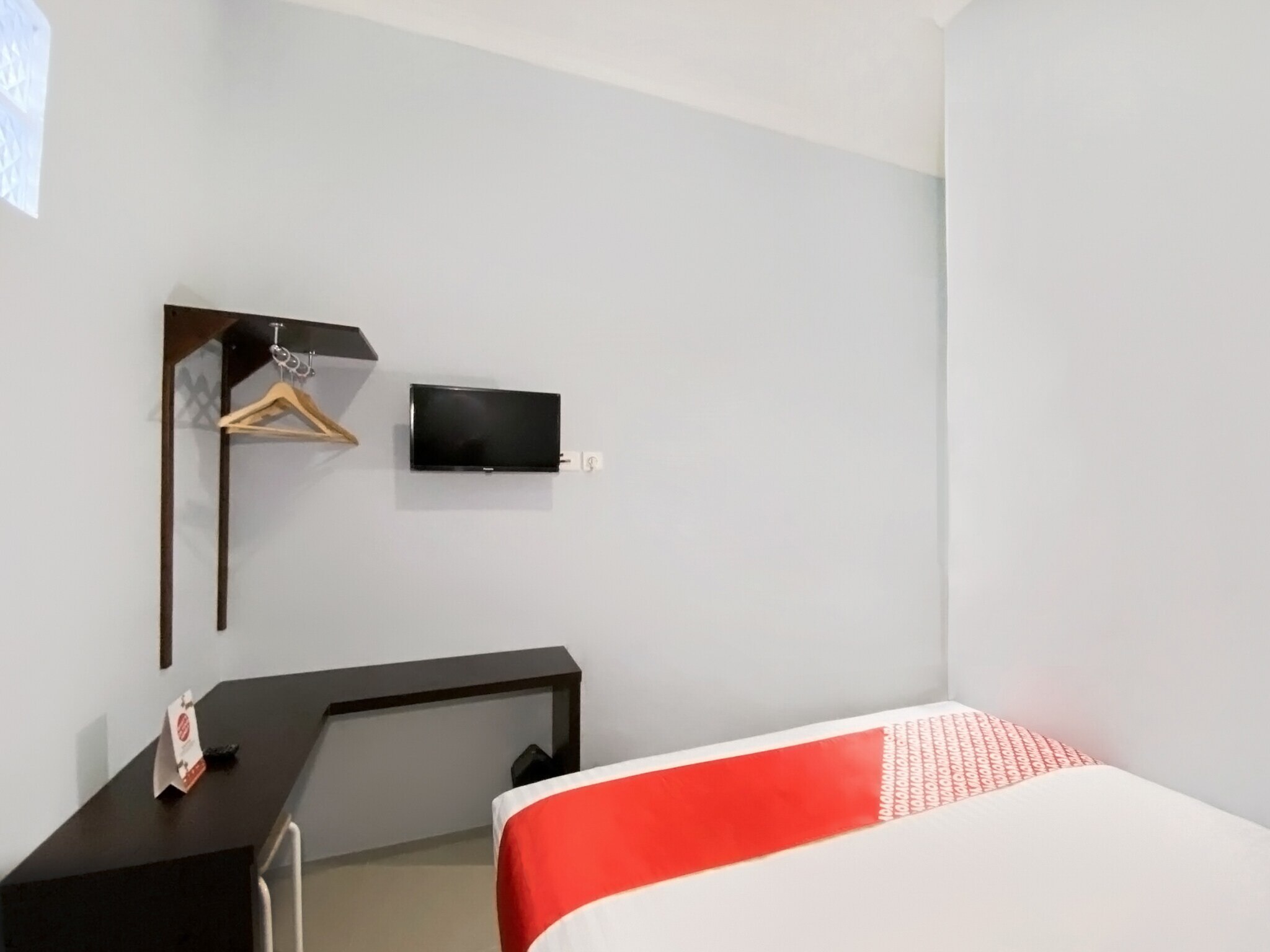 OYO 3160 Guesthouse Pagi Sore Syariah - Tap to explore photos