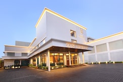 The grand ambassador kottayam, Kottayam