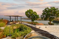 SaffronStays Avni by the Lake, Trimbak