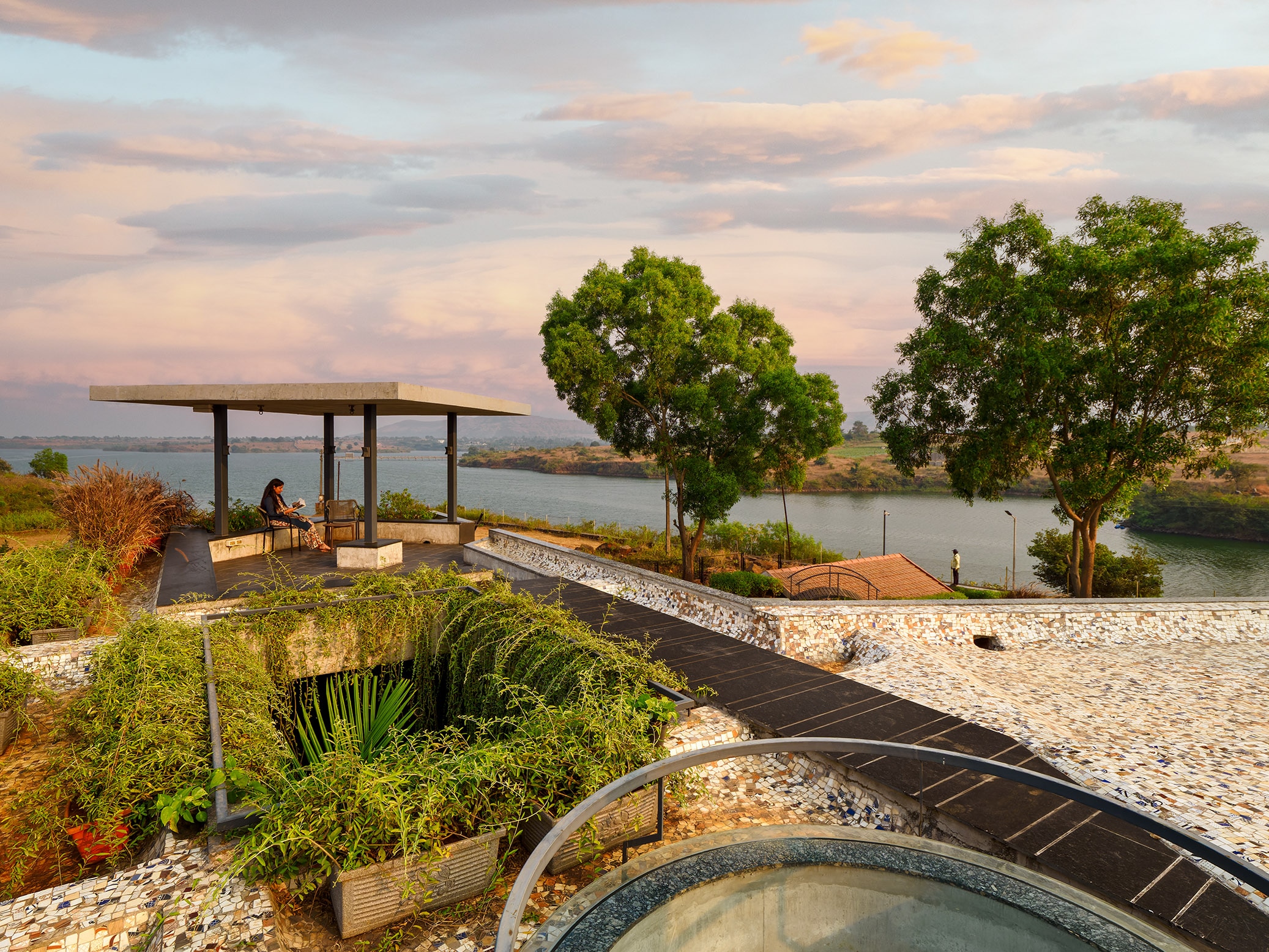SaffronStays Avni by the Lake 1