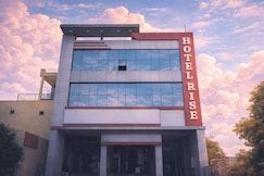 HOTEL RISE, Karhal