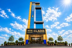 Hotel Cladis by Quadis - Sector 15 Noida, Noida
