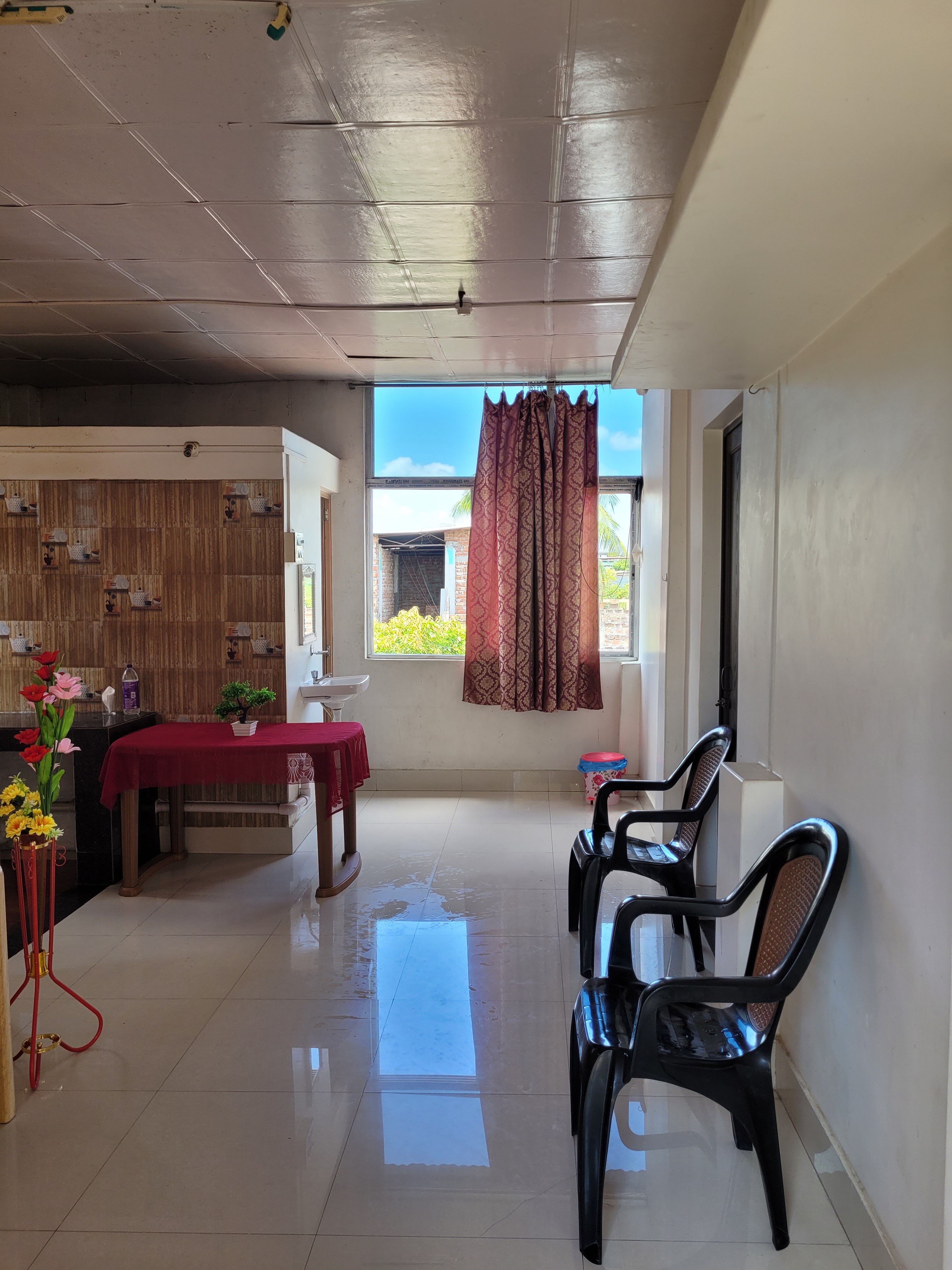Only Us Homestay - Tap to explore photos