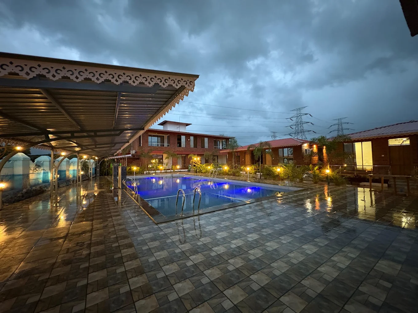 Sandalwoods Resort, Thane