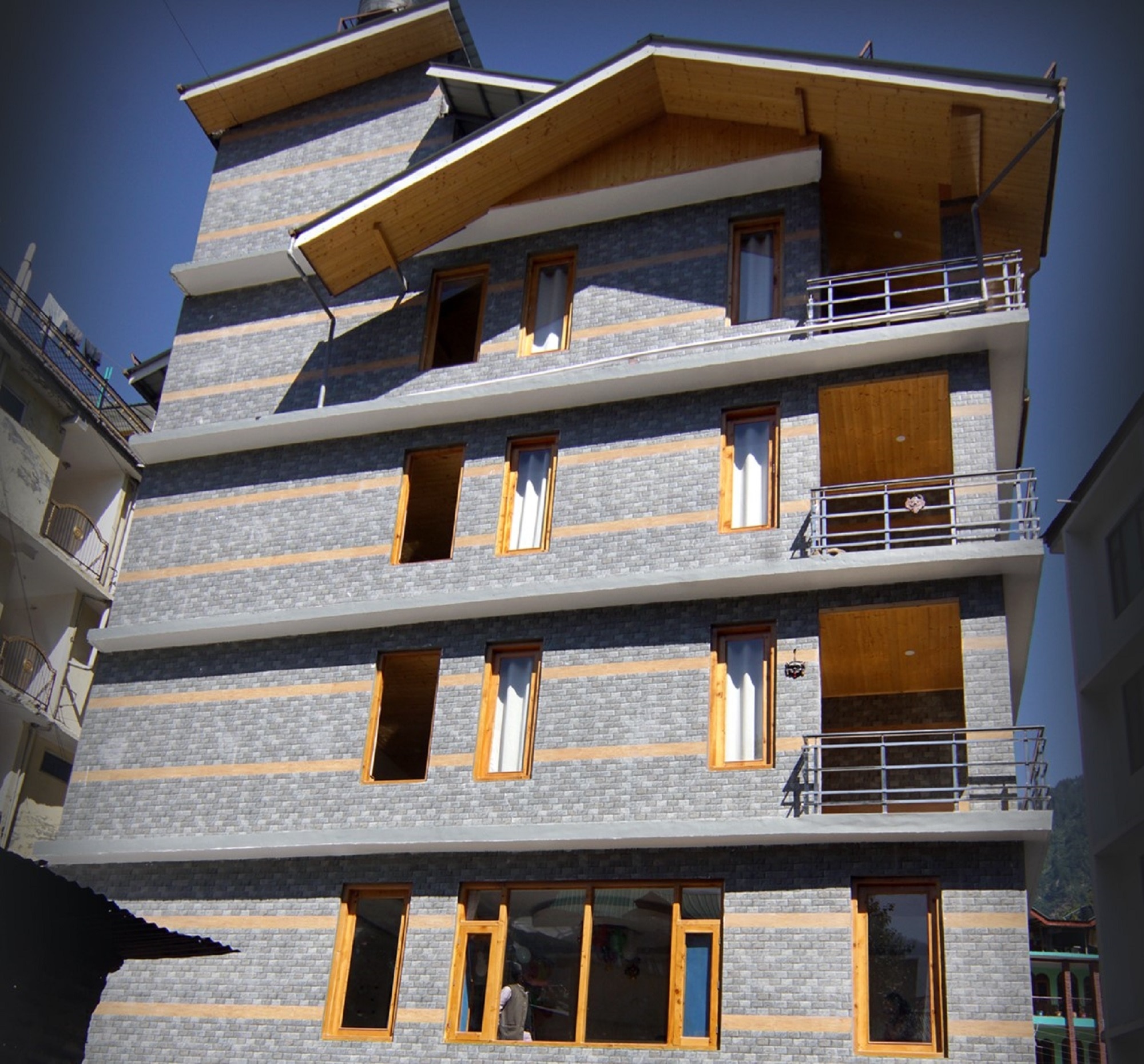 Hotel Beas - Tap to explore photos
