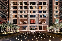 25hours Hotel Dubai One Central, Dubai
