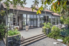 976 Panangad Villa, Cochin