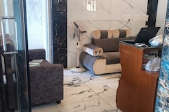 Hotel Johnson Park, Velankanni