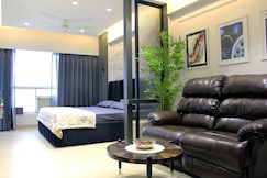 Urban Nest Appt Near Noida Metro Sec 143 , IT Park & Expo Mart, Noida