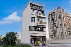 Hotel O IC Guest House Bhankrota Bus Stop, Jaipur