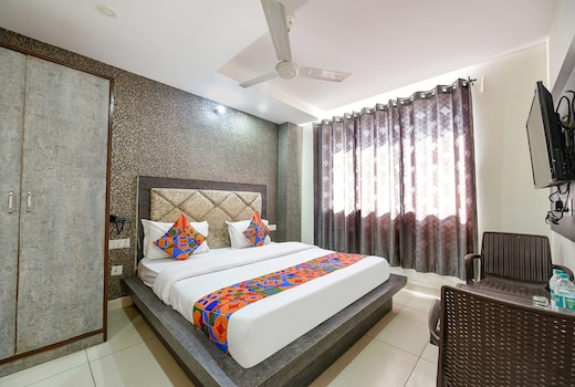 FabHotel Green Valley