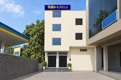 FabHotel Swastik Anand Vihar, Ghaziabad